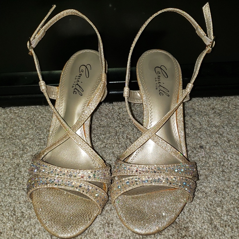 Size 7 Gold Camille La Vie Heels